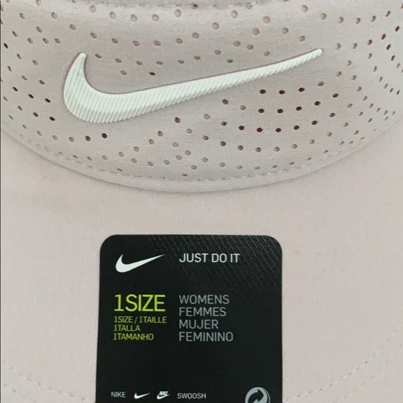 Nike brand new visors - Picture 2 of 4